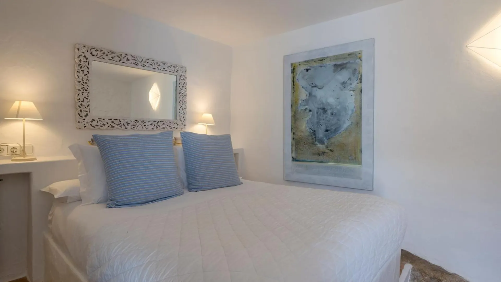 Es Cucons Rural Hotel San Antonio  0*, San Antonio (Ibiza)