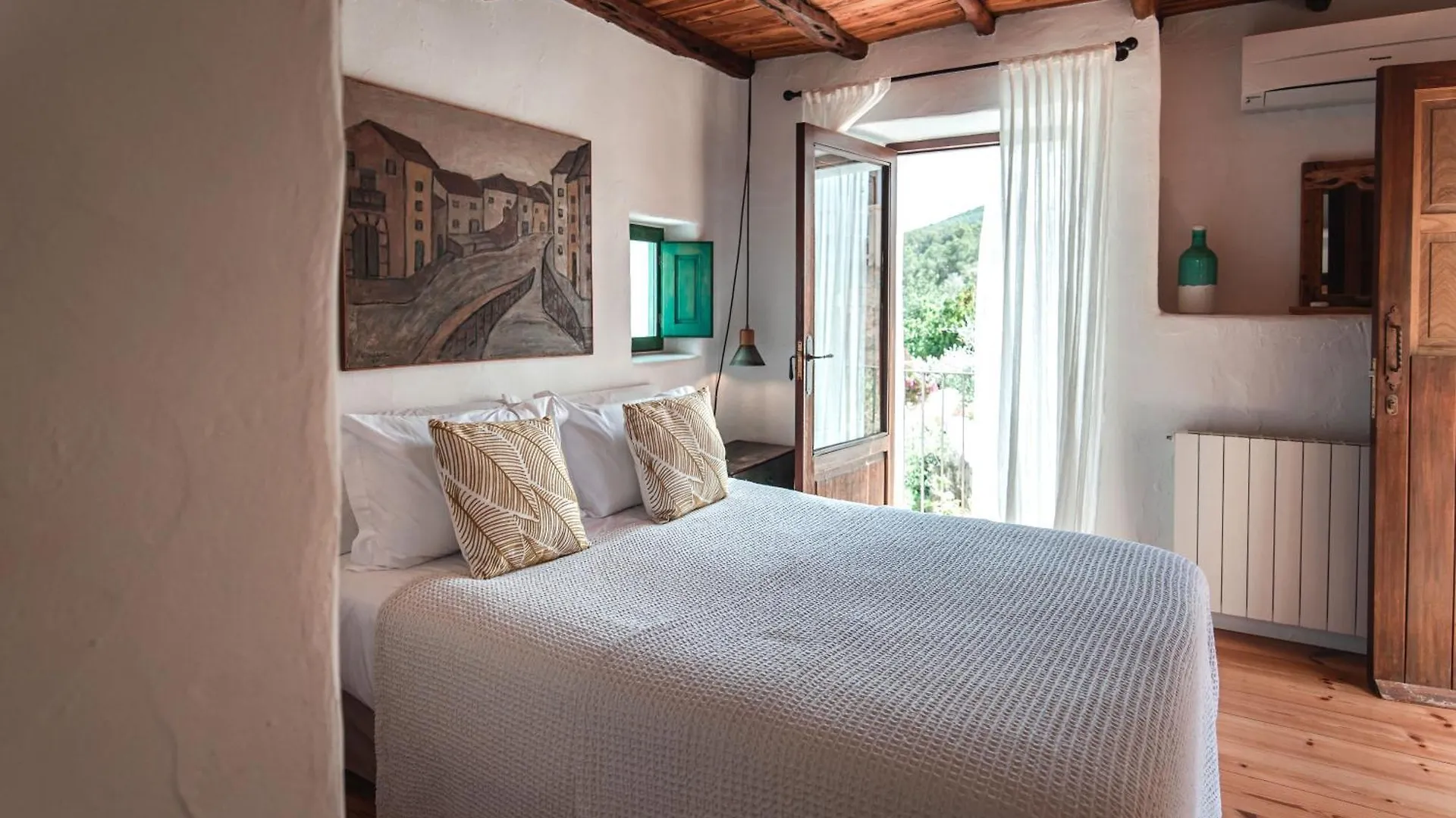 Es Cucons Rural Hotel San Antonio  0*, San Antonio (Ibiza) Spain